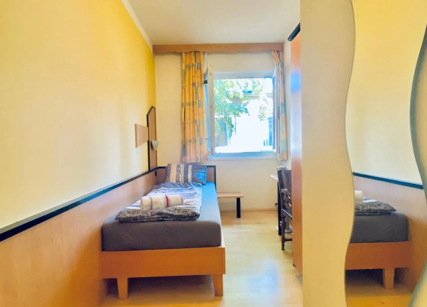 Affordable Central Rooms, 10-Min To Lugner City Wiedeń