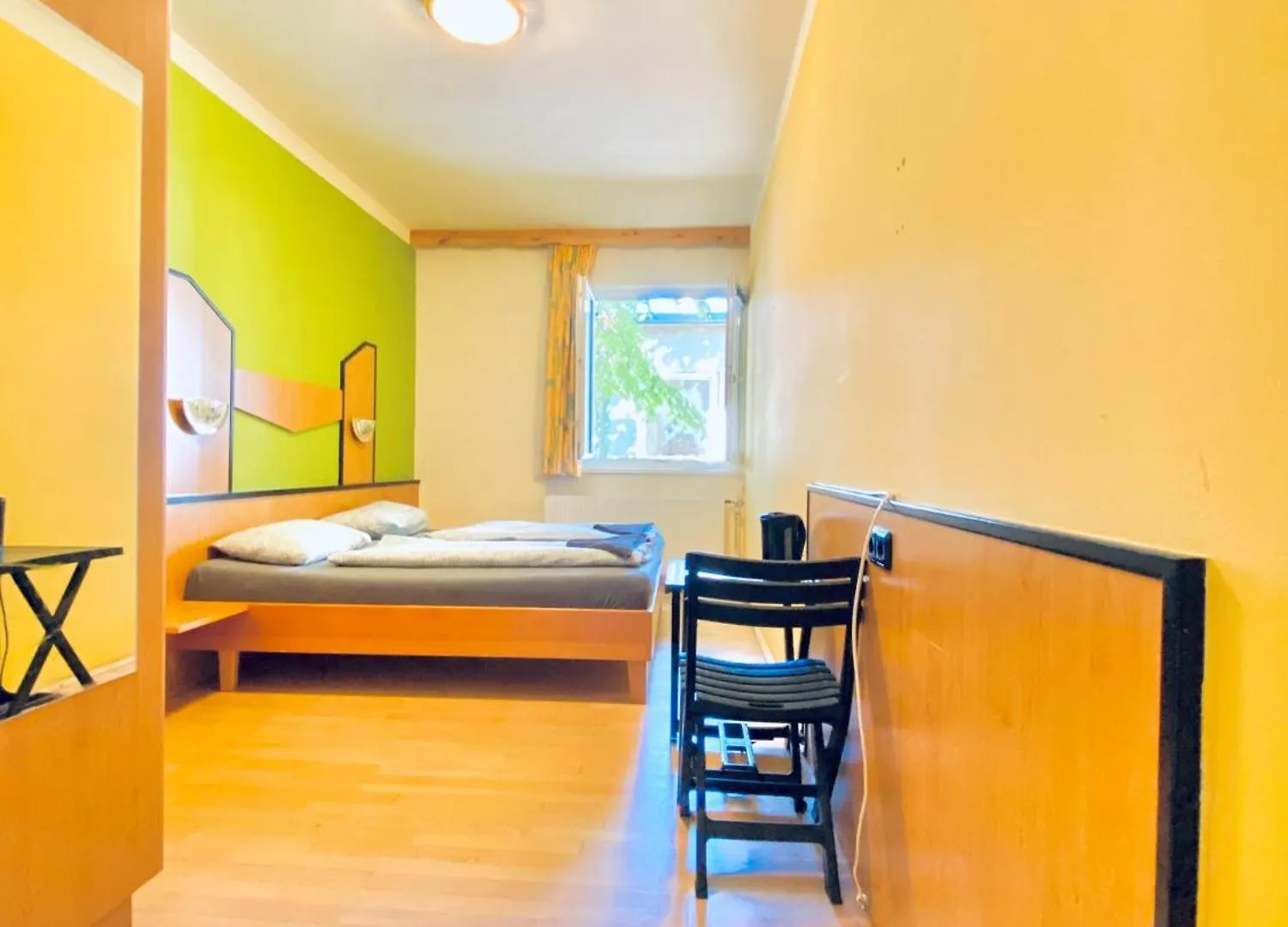 Affordable Central Rooms, 10-Min To Lugner City Wiedeń Apartament