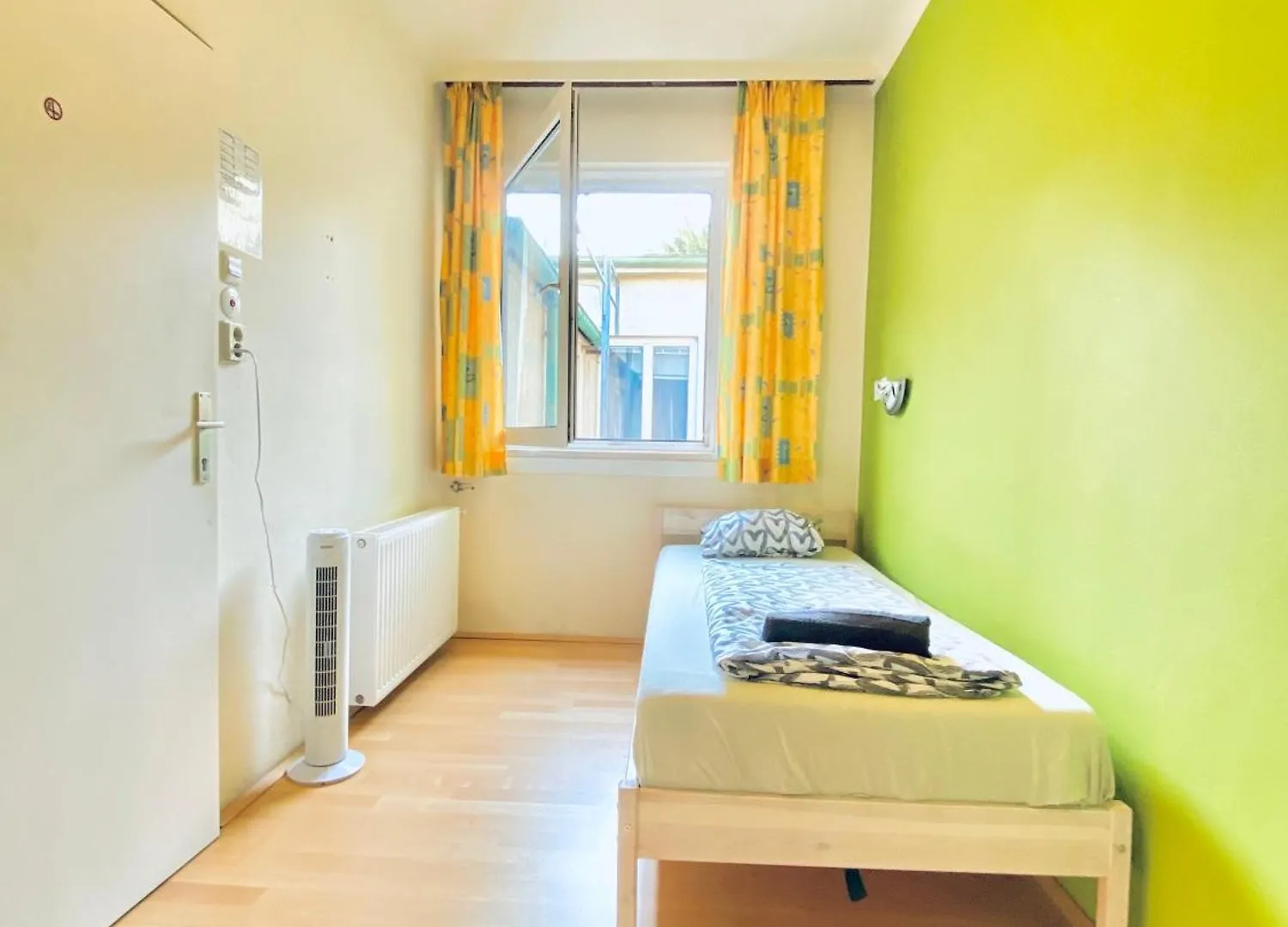 Affordable Central Rooms, 10-Min To Lugner City Wiedeń Apartament