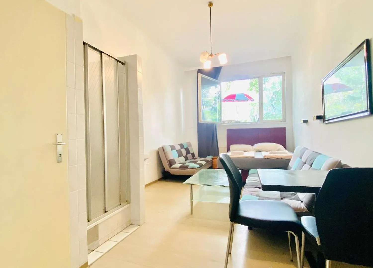 Affordable Central Rooms, 10-Min To Lugner City Wiedeń Apartament