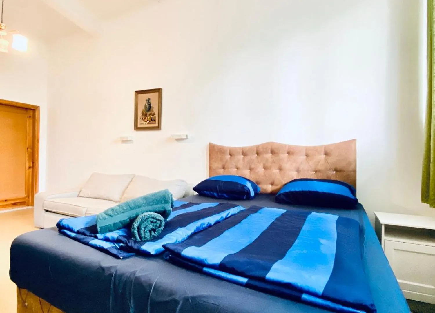 Apartament Affordable Central Rooms, 10-Min To Lugner City Wiedeń Austria