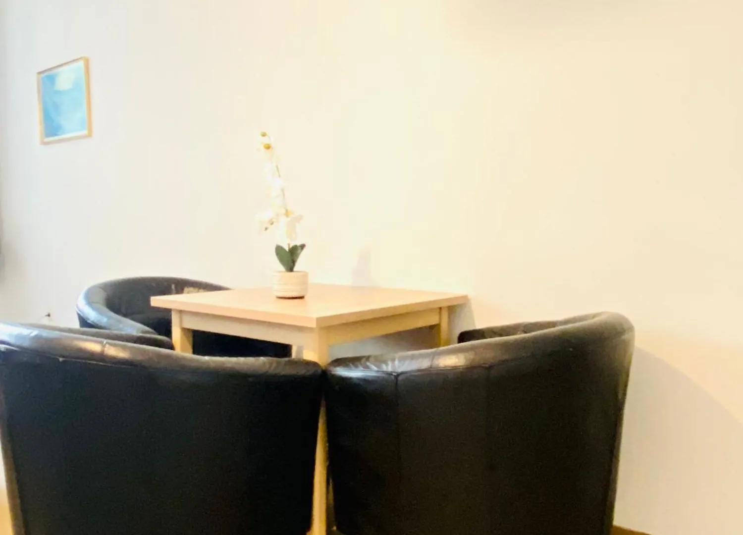 Affordable Central Rooms, 10-Min To Lugner City Wiedeń Apartament