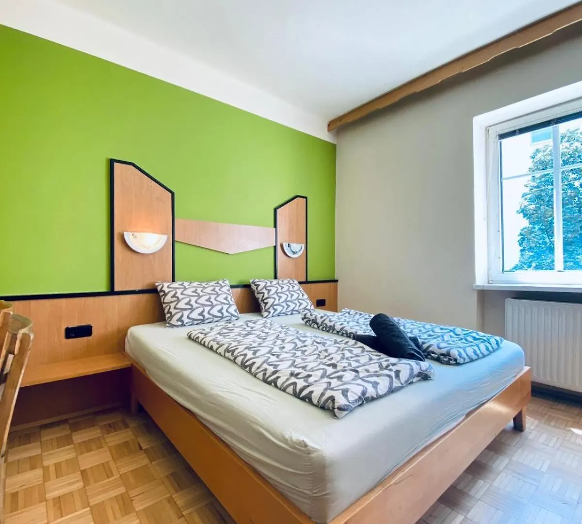 Affordable Central Rooms, 10-Min To Lugner City Wiedeń Apartament